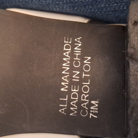 Karen Scott White Crocheted Slip Ons Small Heals Size 7.5" - Picture 5 of 5